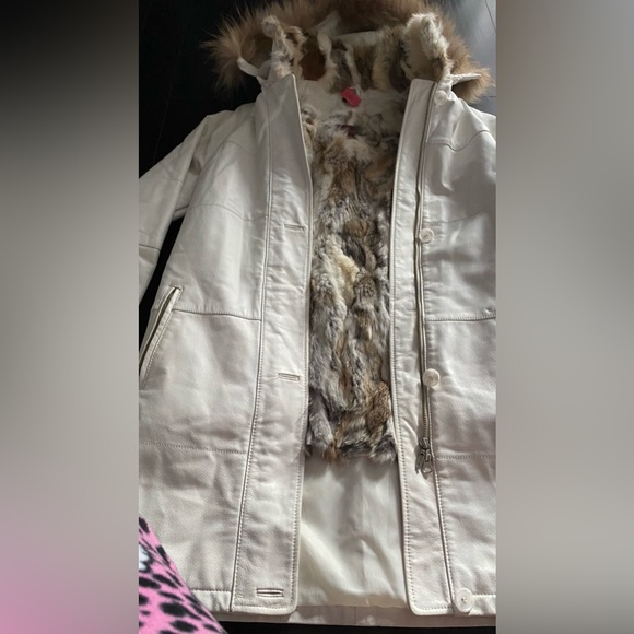 White Danier leather coat with rabbit fur inside. - Picture 2 of 9